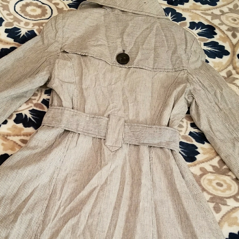 B&W Striped Jacket - Picture 3 of 3